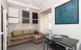 San Salvario Stylish Apartment
